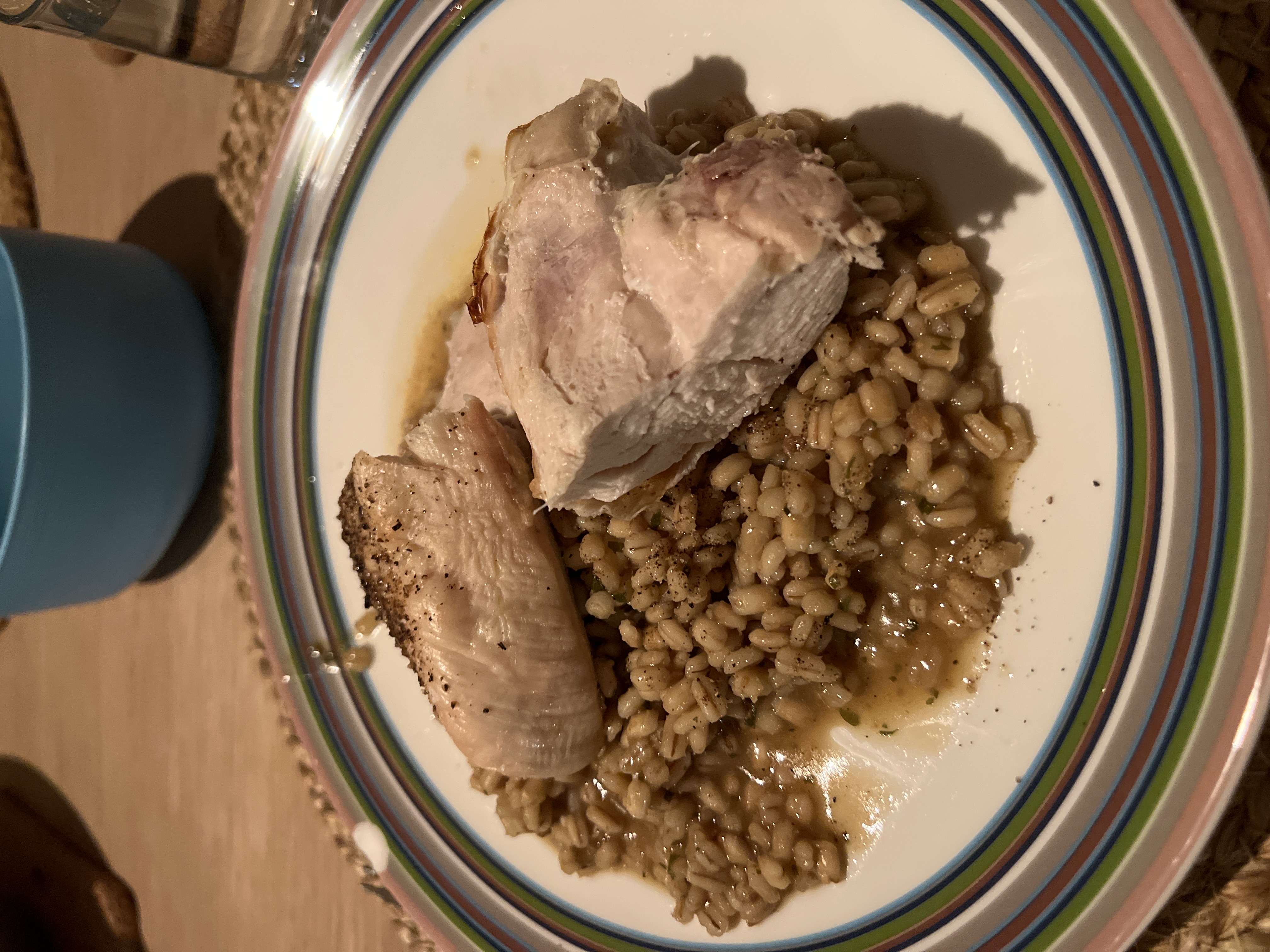 Byggotto med sopp og kylling dish